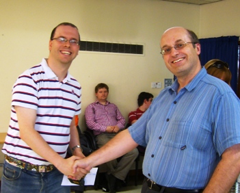 Andrew Farthing (right) congratulates Steve Crockett for his RGP win